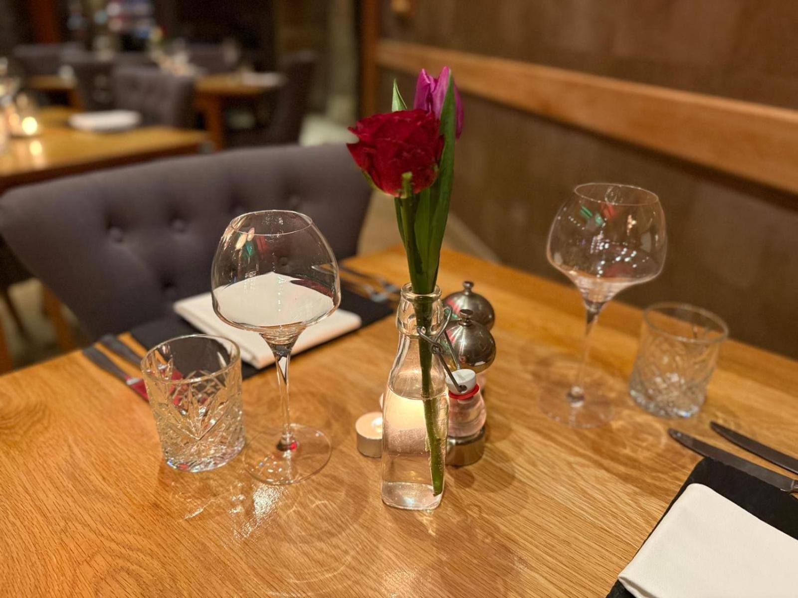 The Fairfax Arms Hotel Gilling East Bagian luar foto