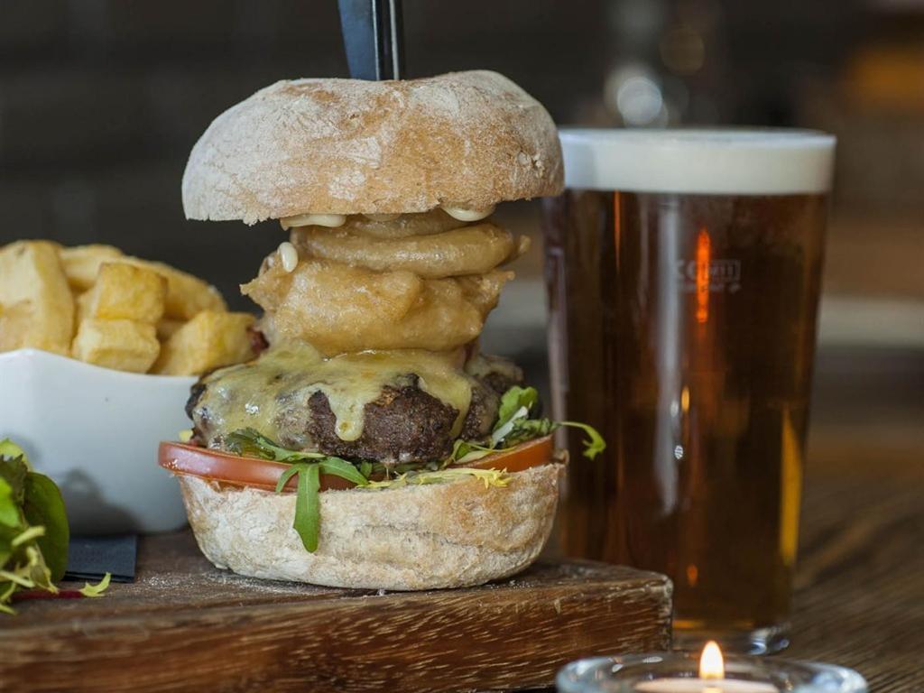 The Fairfax Arms Hotel Gilling East Bagian luar foto